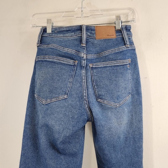 Madewell Curvy Perfect Vintage Jeans - Picture 4 of 7